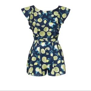 *NEW* Fame & Partners Vorsane Romper size 4 lemons!